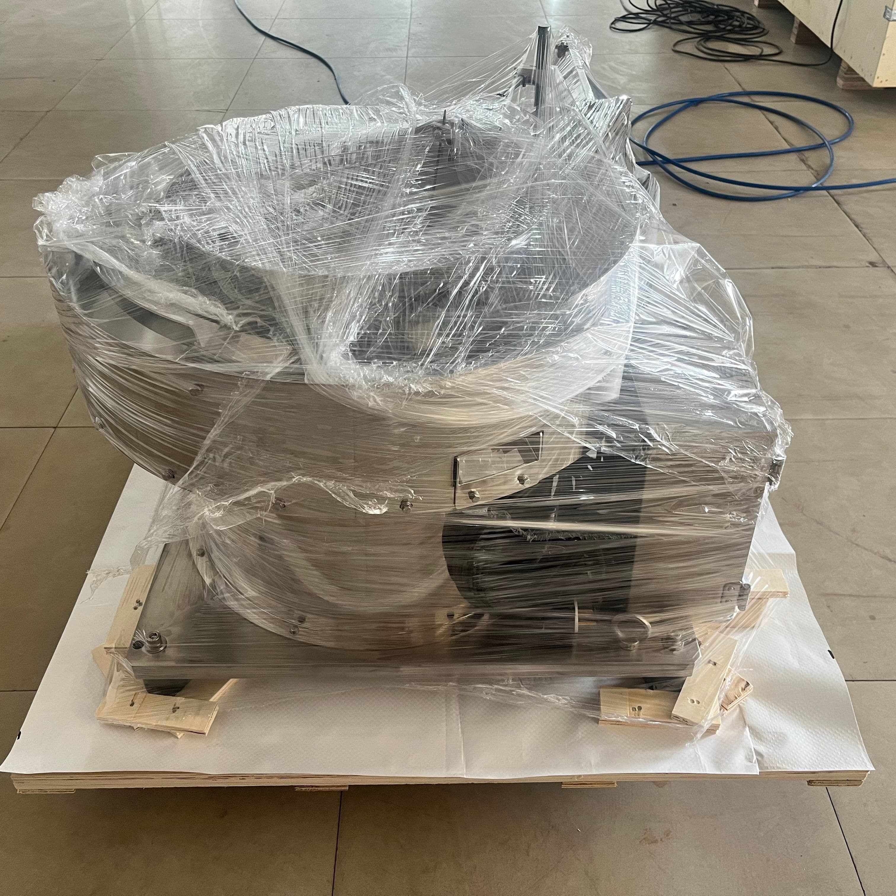 High Speed Custom Durable Vibration Bowl Feeder for Plastic bottles view 5