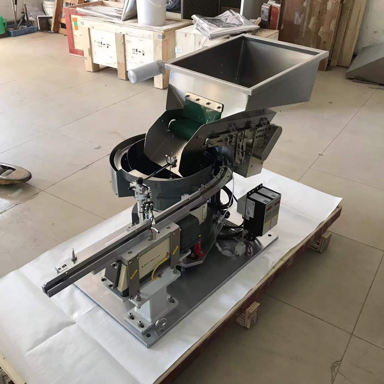 High efficiency durable customized
small vibration bowl feeder for plastic connector
with a bulk hopper view 3