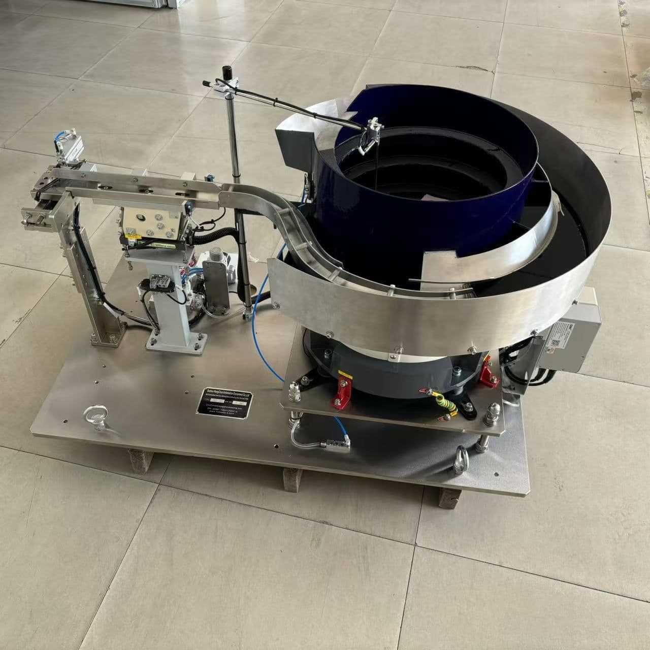 High-Capacity vibratory feeder bowl 700mm with an escapement mechanism for metal rings view 3