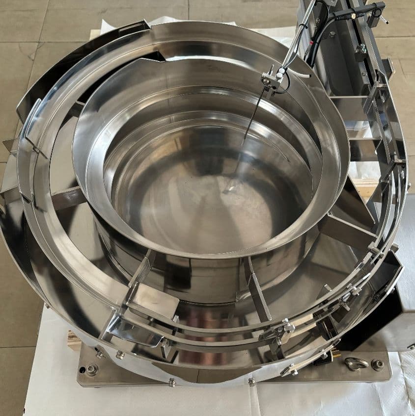High Speed Custom Durable Vibration Bowl Feeder for Plastic bottles view 2