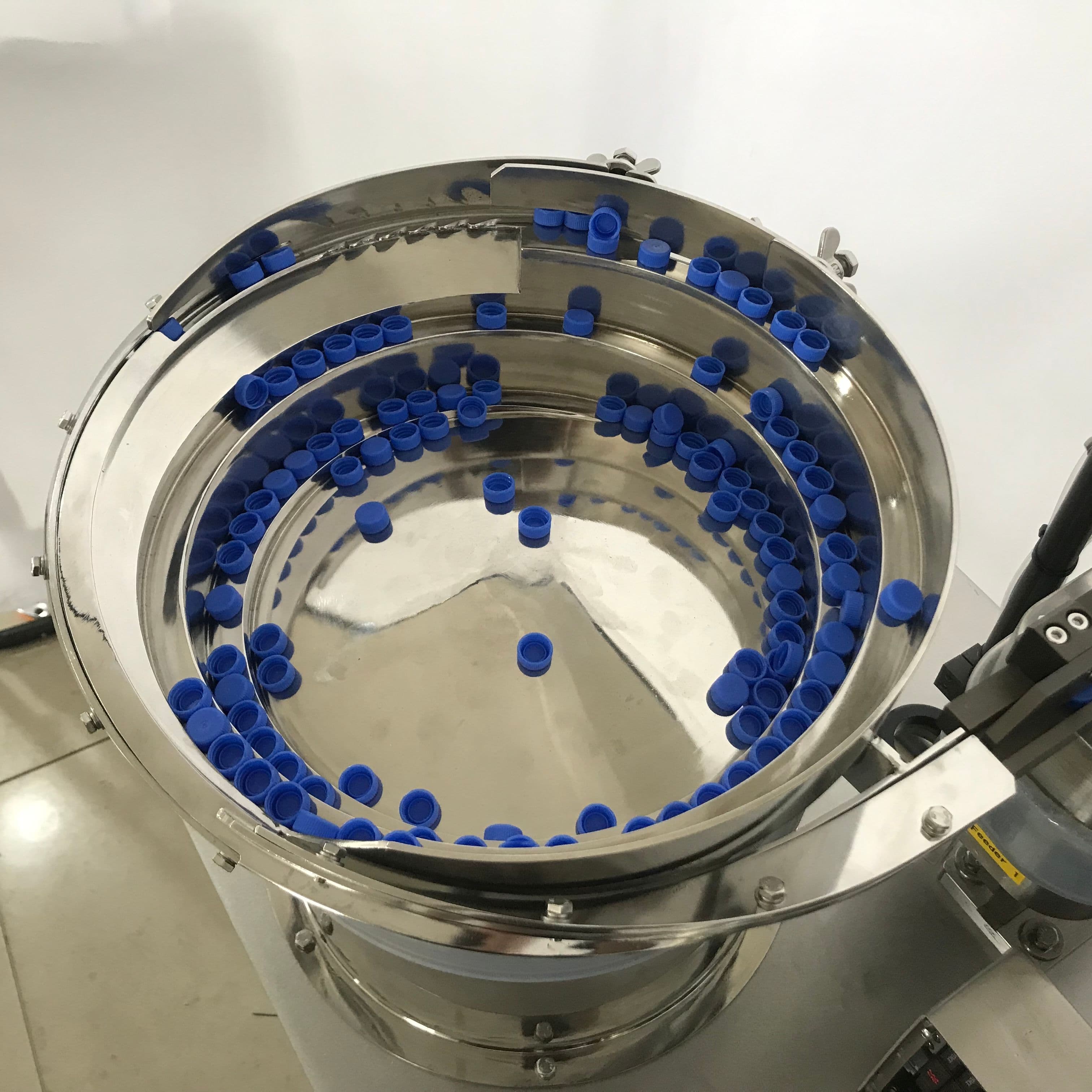 HONGCHAO brand customized SUS316 material
vibration bowl feeder for caps view 3