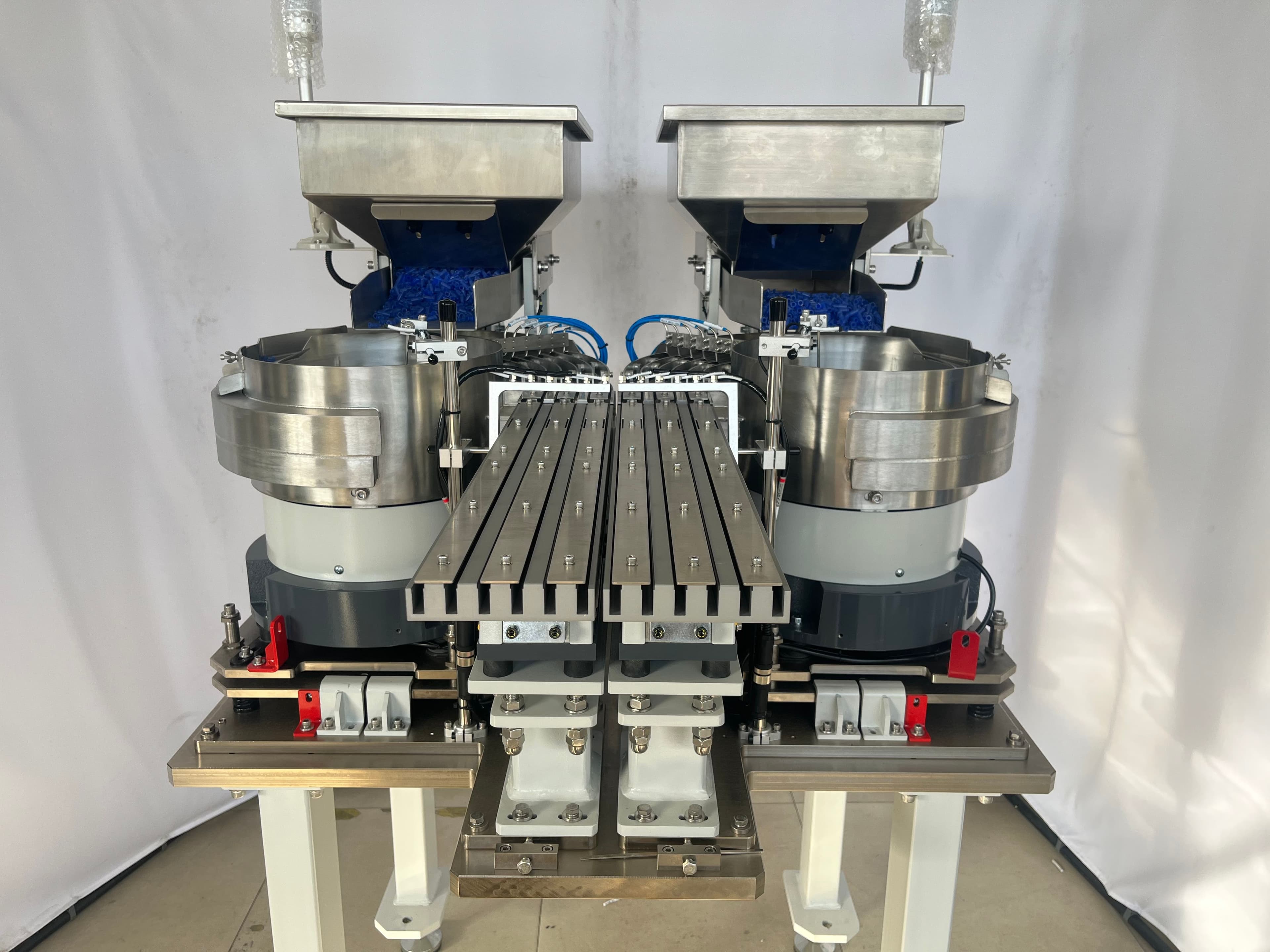 Compact Multilane Custom Vibration Bowl Feeder for Small Needle Protection view 7